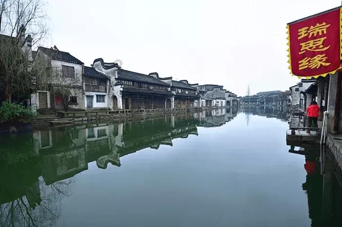 小米SU7何时定价?雷军:不着急,9.9万/19.9万都是在开玩笑!